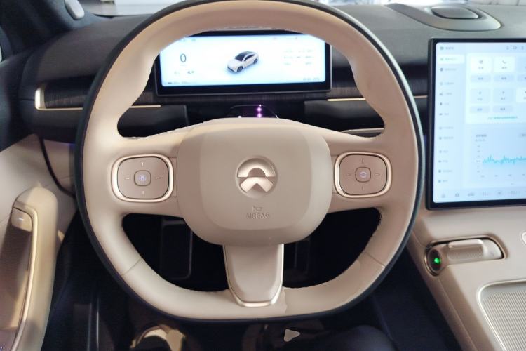 Used Nio EC7 2023 75 kWh Steering Wheel