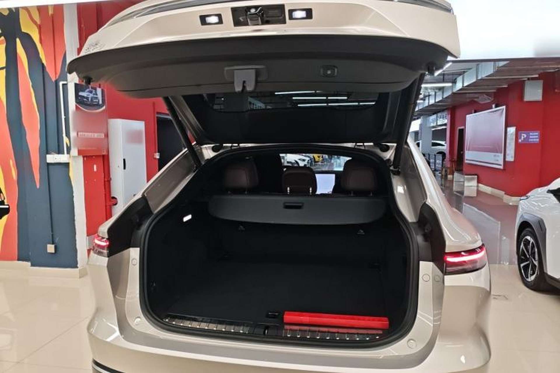 Used Nio EC7 2023 75 kWh Trunk