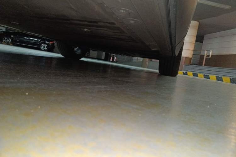 Used Nio EC7 2023 75 kWh Chassis Front Left