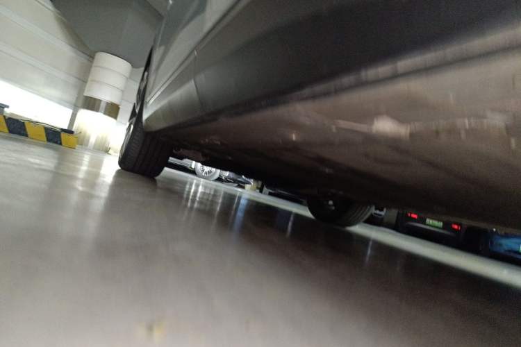 Used Nio EC7 2023 75 kWh Chassis Rear Left
