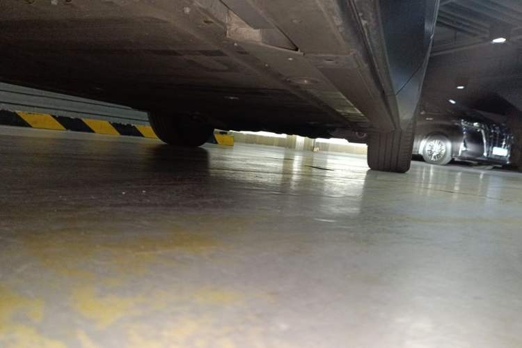Used Nio EC7 2023 75 kWh Chassis Rear Right