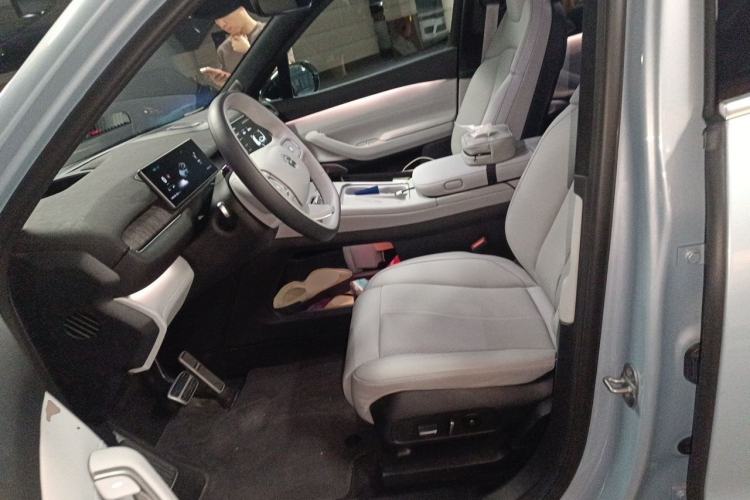 Used Nio EC7 2023 75 kWh Left Front Seat