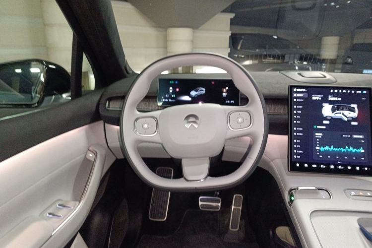 Used Nio EC7 2023 75 kWh Steering Wheel