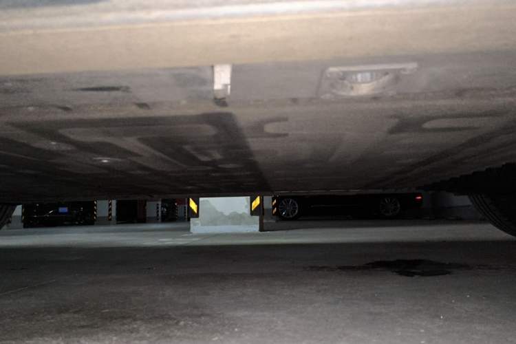 Used Nio EC7 2023 75 kWh Chassis Rear Left