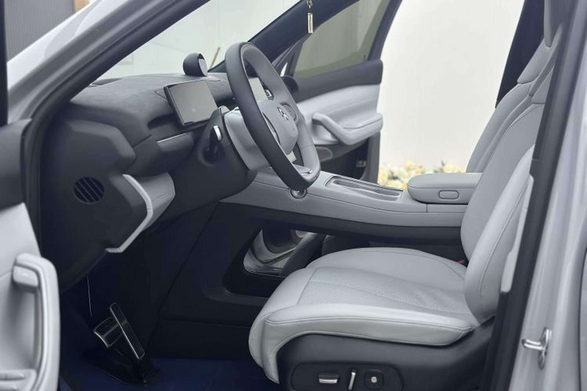 Used Nio EC7 2023 75 kWh Driver Seat