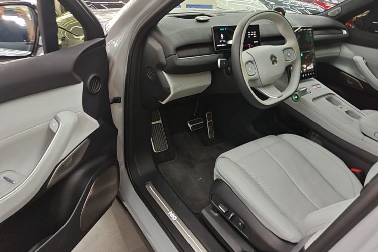 Used Nio EC7 2023 75 kWh Driver Seat