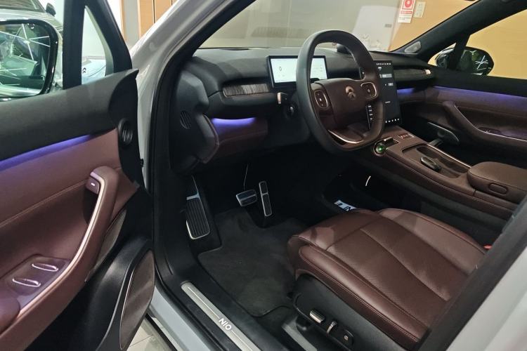 Used Nio EC7 2023 75 kWh Driver Seat