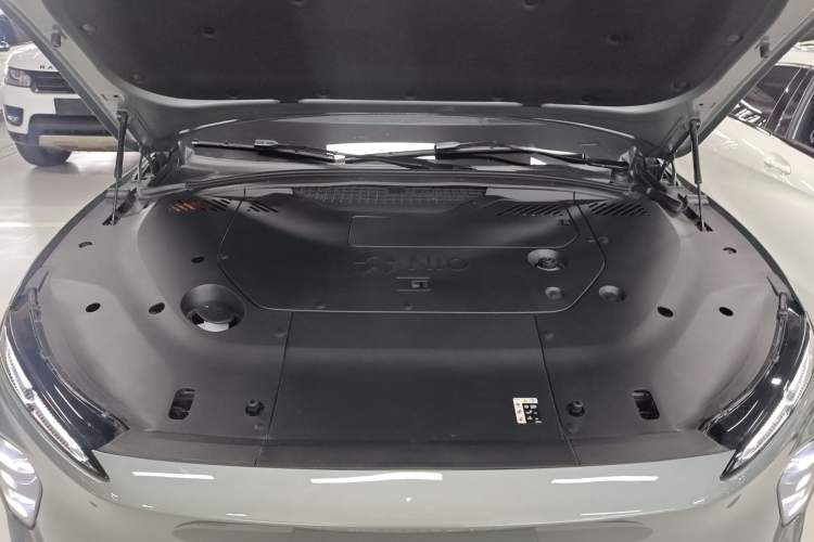Used Nio EC7 2023 75 kWh Engine Bay