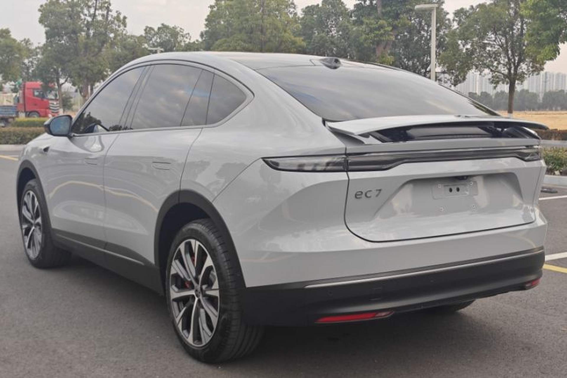 Used Nio EC7 2023 75 kWh Exterior 2