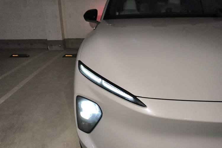 Used Nio EC7 2023 75 kWh Exterior 6