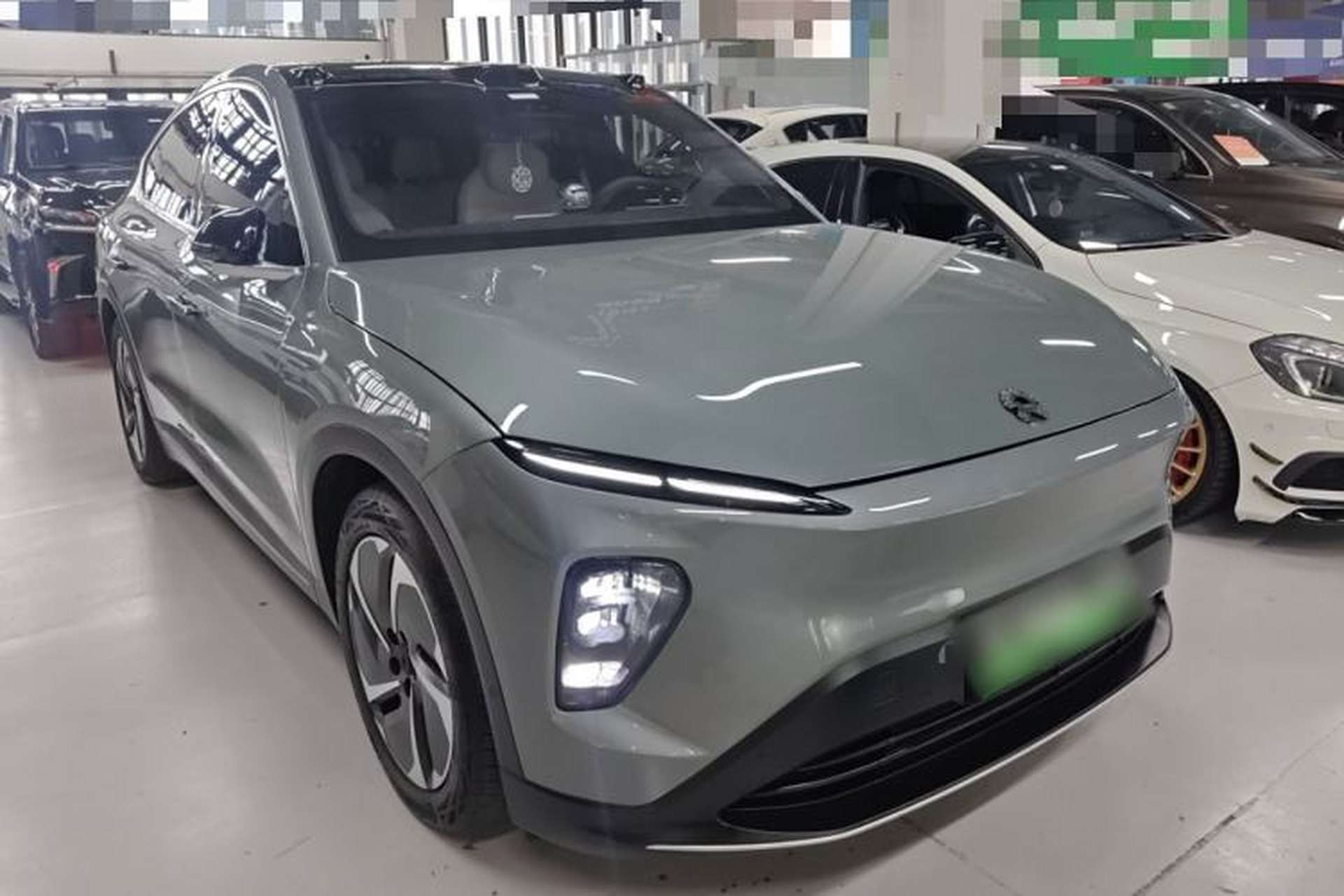Used Nio EC7 2023 75 kWh Front Right 45 Deg