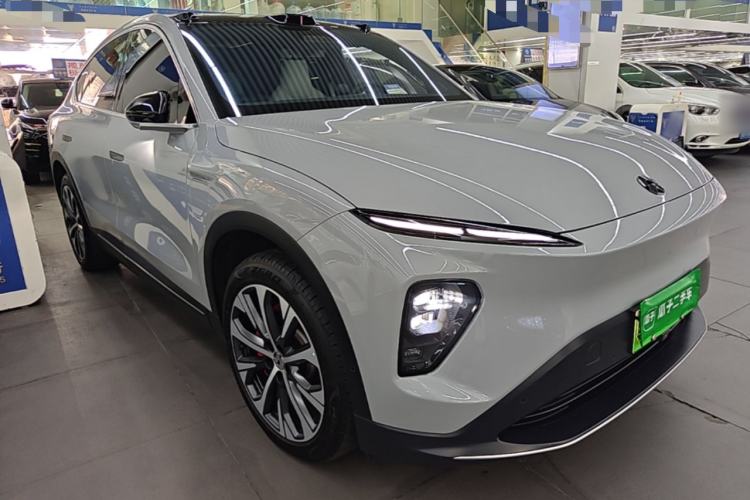 Used Nio EC7 2023 75 kWh Front Right 45 Deg