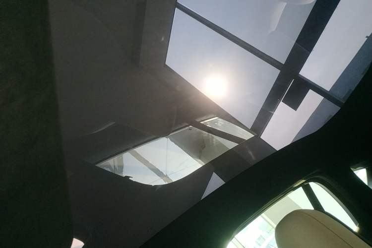 Used Nio EC7 2023 75 kWh Headliner