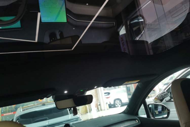 Used Nio EC7 2023 75 kWh Headliner