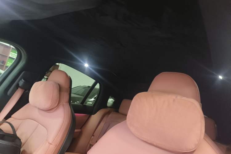 Used Nio EC7 2023 75 kWh Headliner