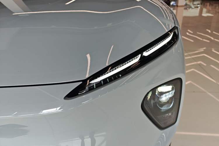 Used Nio EC7 2023 75 kWh Left Front Headlight