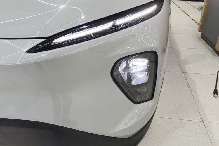 Used Nio EC7 2023 75 kWh Left Front Headlight