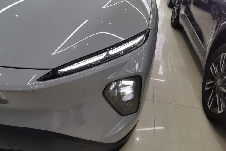 Used Nio EC7 2023 75 kWh Left Front Headlight
