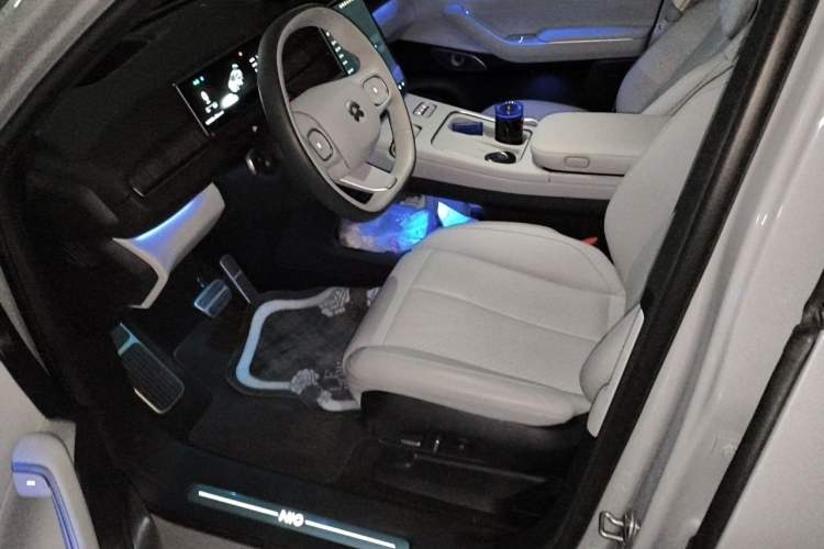 Used Nio EC7 2023 75 kWh Left Front Seat