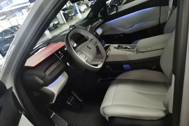 Used Nio EC7 2023 75 kWh Left Front Seat
