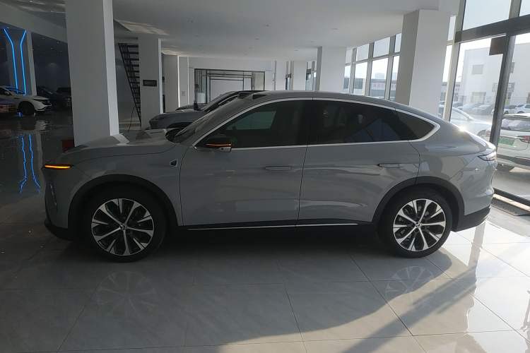 Used Nio EC7 2023 75 kWh Left Side
