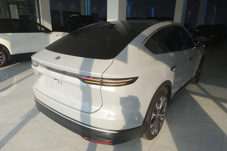 Used Nio EC7 2023 75 kWh Rear Right 45 Deg