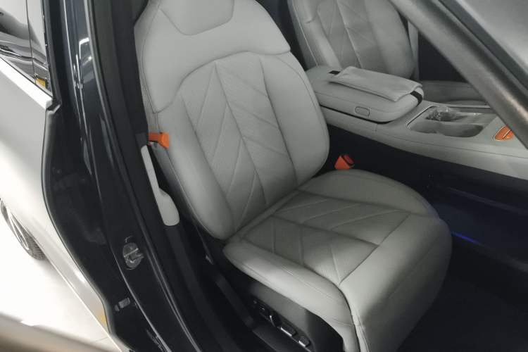 Used Nio EC7 2023 100kWh First Edition Right Front Seat