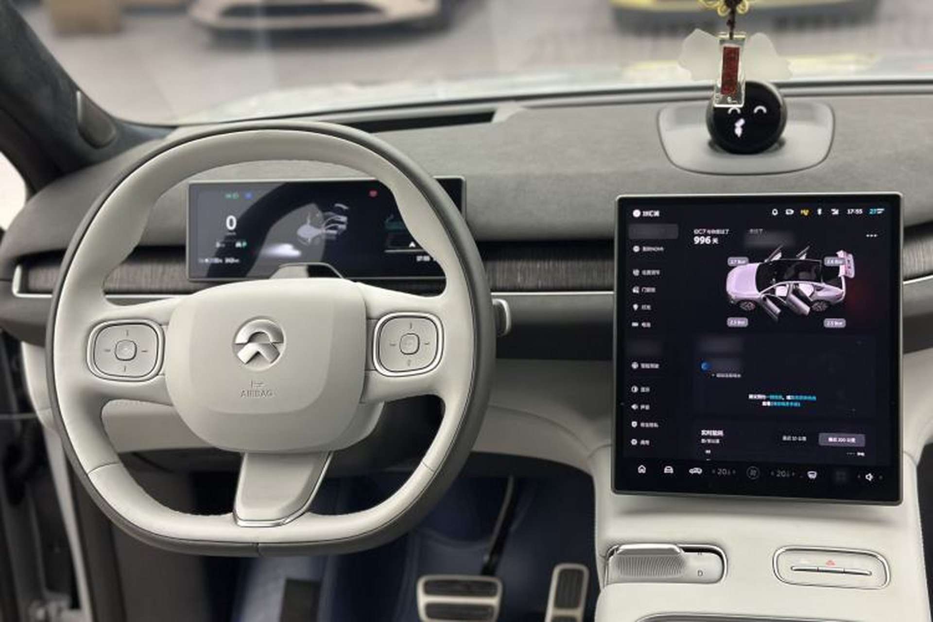 Used Nio EC7 2023 75 kWh Steering Wheel