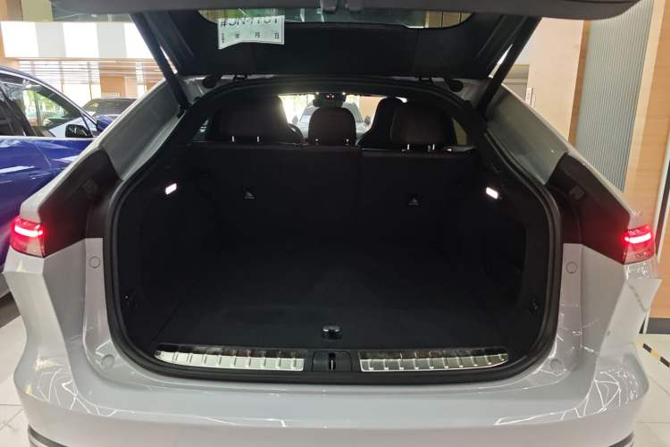 Used Nio EC7 2023 75 kWh Trunk