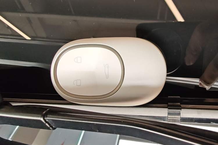 Used Nio EC7 2023 75 kWh Vehicle Key