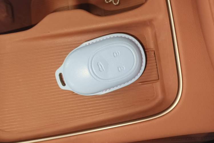 Used Nio EC7 2023 75 kWh Vehicle Key