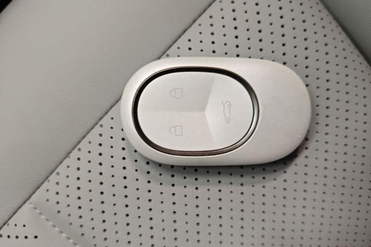 Used Nio EC7 2023 75 kWh Vehicle Key
