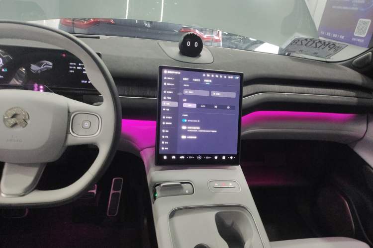 Used Nio EC7 2023 75 kWh Audio And AC Panel