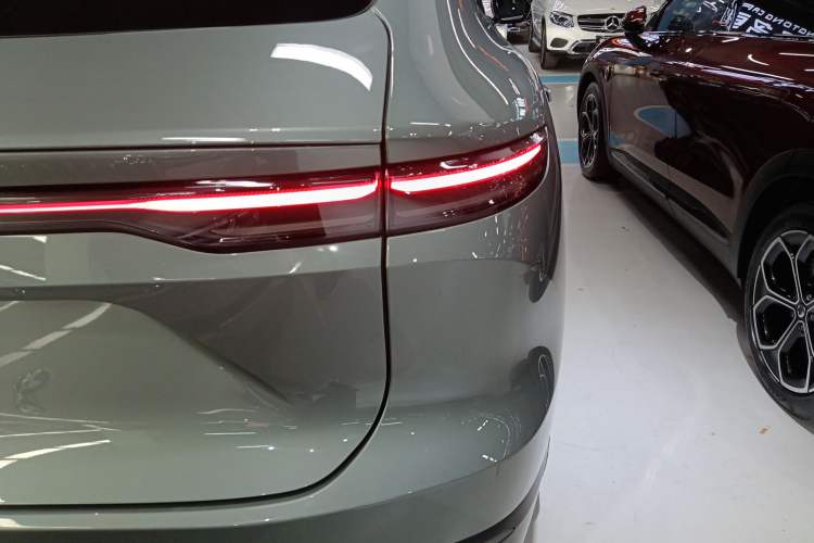 Used Nio EC7 2023 75 kWh Exterior 6