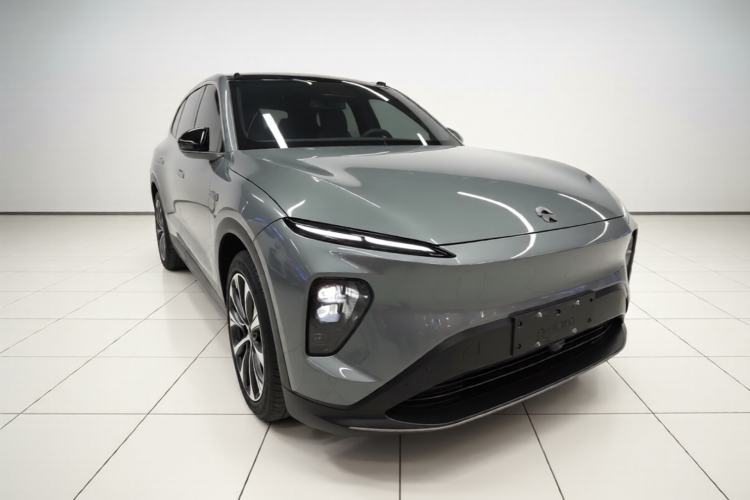 Used Nio EC7 2023 75 kWh Front Right 45 Deg