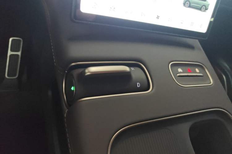 Used Nio EC7 2023 75 kWh Gear Lever