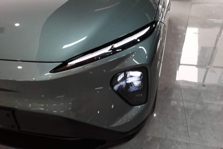 Used Nio EC7 2023 100kWh First Edition Left Front Headlight