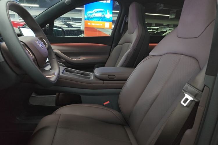 Used Nio EC7 2023 75 kWh Left Front Seat