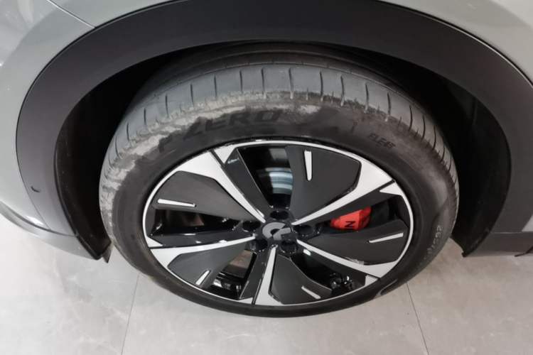 Used Nio EC7 2023 100kWh First Edition Left Front Wheel Hub