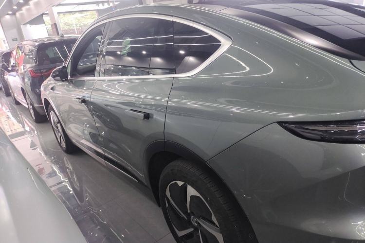 Used Nio EC7 2023 75 kWh Left Side