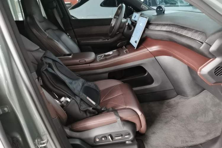 Used Nio EC7 2023 100kWh First Edition Right Front Seat