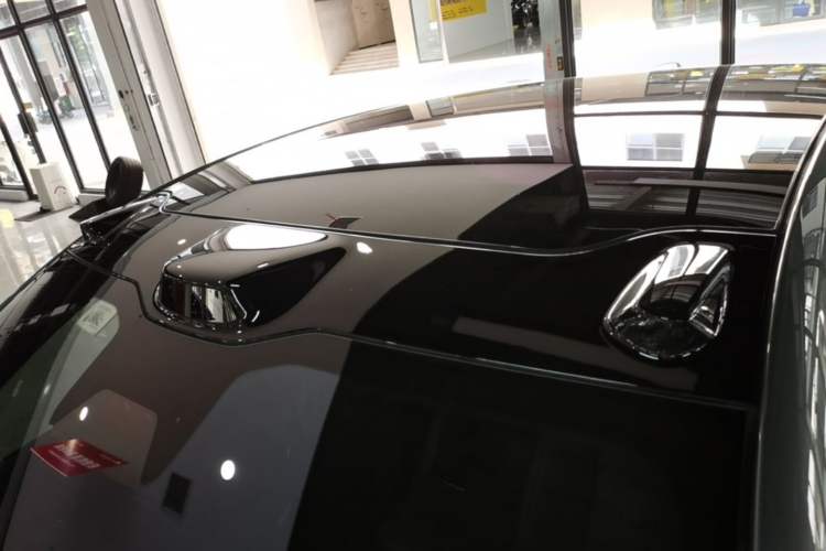 Used Nio EC7 2023 100kWh First Edition Roof