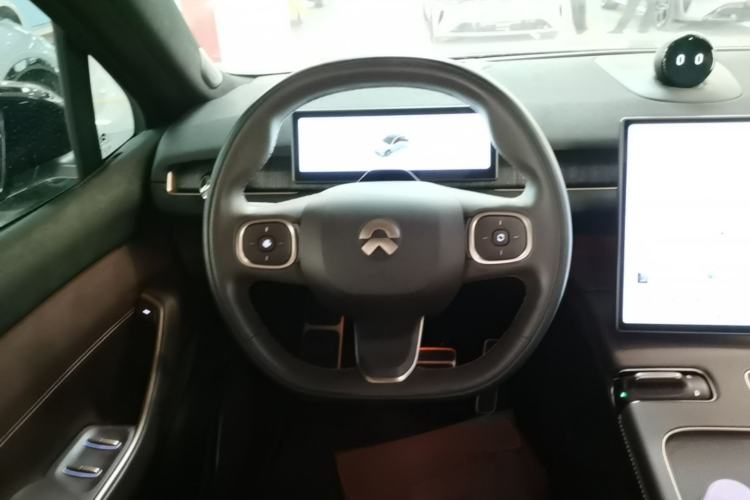 Used Nio EC7 2023 100kWh First Edition Steering Wheel