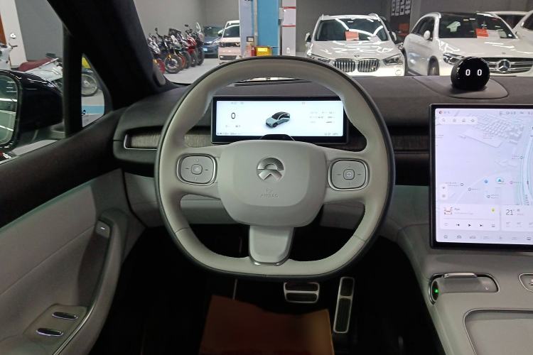 Used Nio EC7 2023 75 kWh Steering Wheel