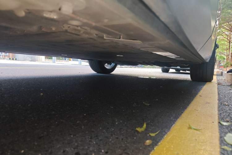 Used Nio EC7 2023 100kWh First Edition Chassis Rear Right
