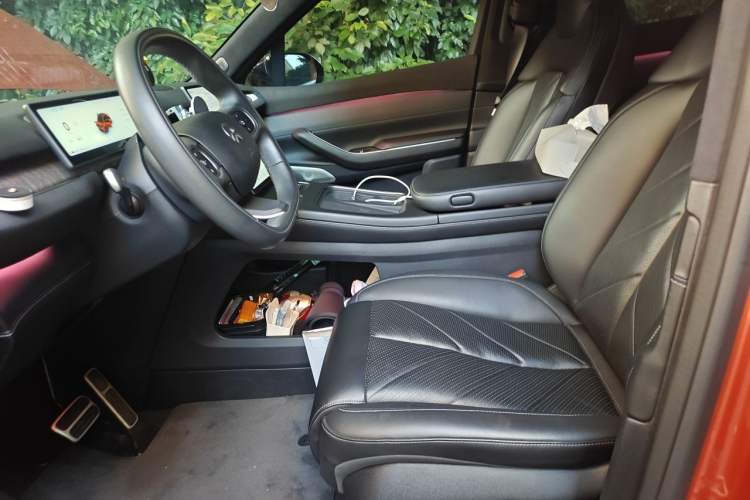 Used Nio EC7 2023 100kWh First Edition Left Front Seat