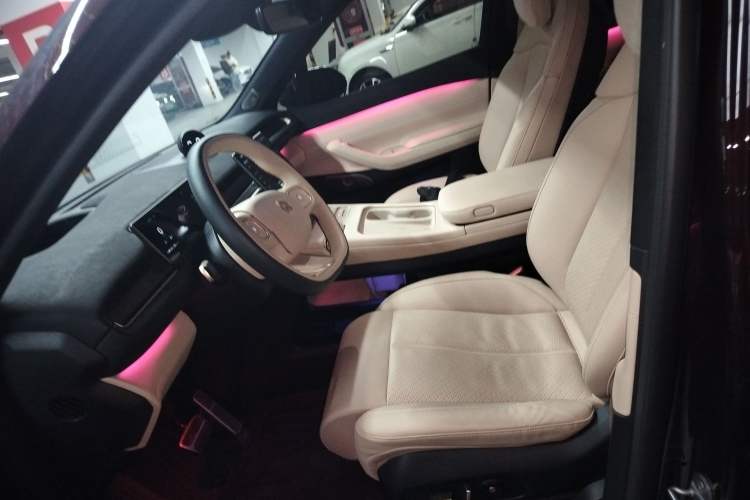 Used Nio EC7 2023 75 kWh Left Front Seat