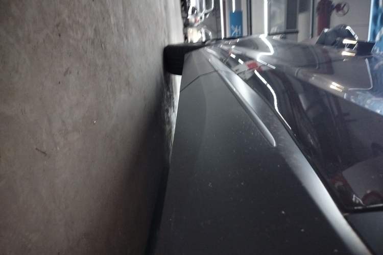 Used Nio EC7 2023 75 kWh Left Side Sill