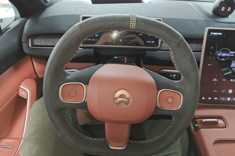 Used Nio EC7 2023 100kWh Steering Wheel