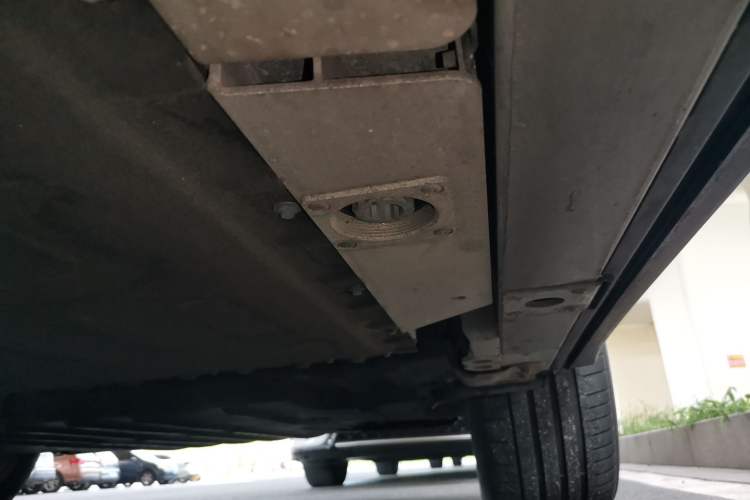 Used Nio EC7 2023 75 kWh Chassis Rear Left